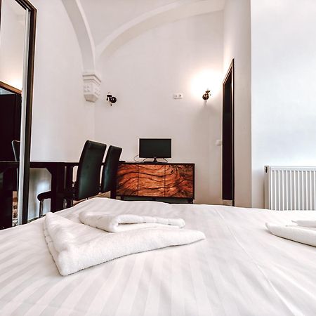 Berindei Studio - City Center - Private Parking Κλουζ-Ναπόκα Εξωτερικό φωτογραφία