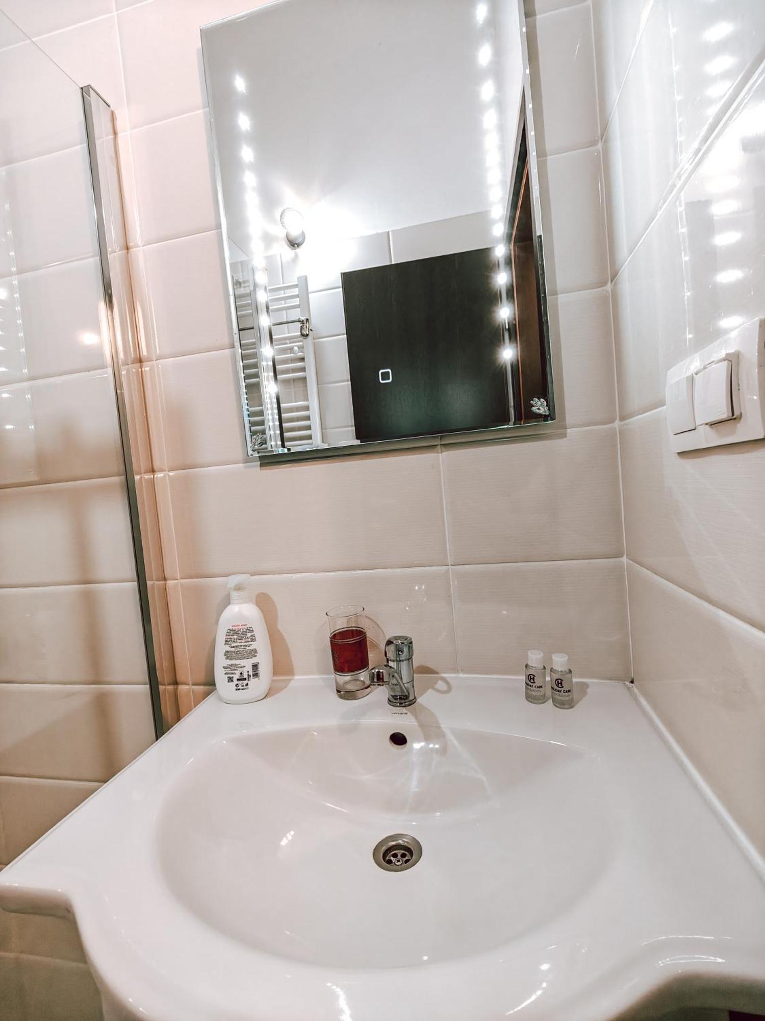 Berindei Studio - City Center - Private Parking Κλουζ-Ναπόκα Εξωτερικό φωτογραφία
