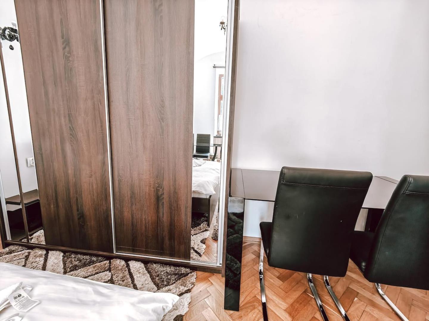 Berindei Studio - City Center - Private Parking Κλουζ-Ναπόκα Εξωτερικό φωτογραφία